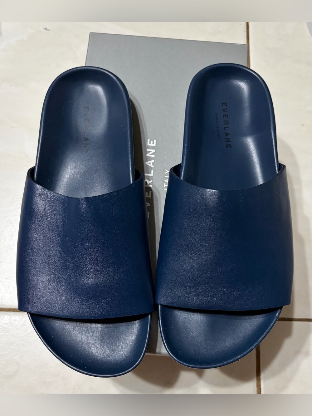 NIB Everlane Leather Slides 9